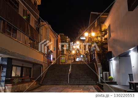 夜の伊香保温泉 石段街　群馬県渋川市 130220553