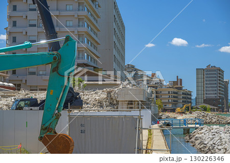能登半島地震 和倉温泉の解体現場 130226346