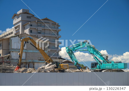 能登半島地震 和倉温泉の解体現場 130226347
