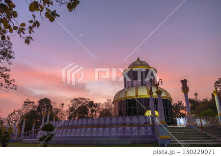 scenery sunset at beautiful pagoda. scenery sunset at beautiful pagoda. 130229071