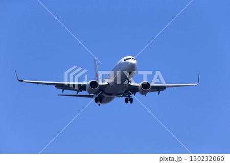 旅客機の離着陸 130232060
