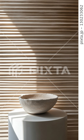 Minimalist bowl on pedestal 130233062