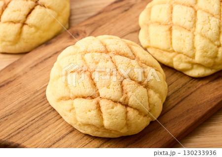 メロンパン メロンパン 130233936