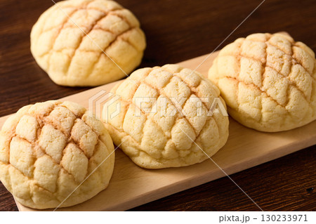 メロンパン 130233971