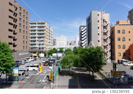 センター南駅の西側 出口4 センター南駅の西側 出口4 130236595