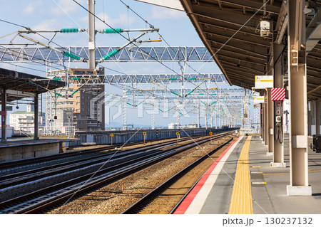 新幹線のホーム(西明石駅) 新幹線のホーム(西明石駅) 130237132
