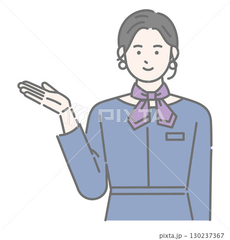 案内をする受付の女性 130237367