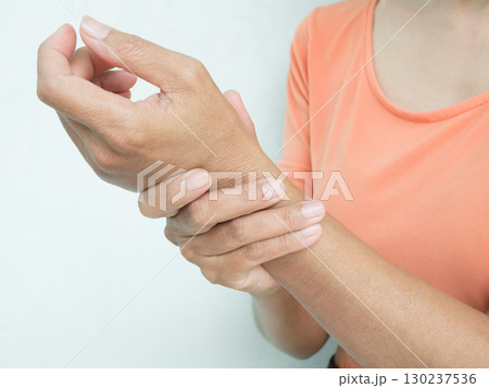 Pain Wrist hand Woman Chronic Join Injury Muscle sprain Inflammation Nerve Finger Ache Orthopedic Bone, Ache Arm Hurt Tendon Sprain, Problem Female work Office Business, Concept Unhealthy Medical. Pain Wrist hand Woman Chronic Join Injury Muscle sprain Inflammation Nerve Finger Ache Orthopedic Bone, Ache Arm Hurt Tendon Sprain, Problem Female work Office Business, Concept Unhealthy Medical. 130237536
