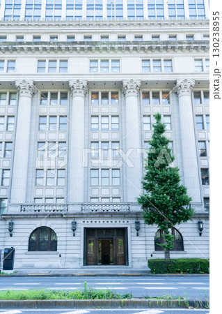 明治生命館（明治安田生命保険本社ビル）モダニズム建築の重要文化財　戦後GHQの極東空軍司令部 130238955