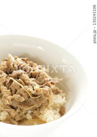 美味しそうな牛丼 130243106