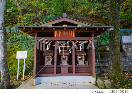 秋の伊香保温泉 伊香保神社　群馬県渋川市 130245012