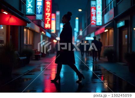 woman walking in the city 130245059