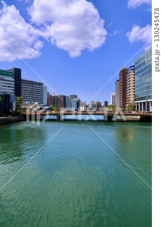 那珂川と西大橋(福岡県・福岡市) 那珂川と西大橋(福岡県・福岡市) 130245478