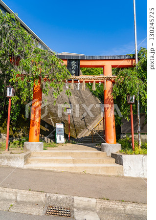 仙台総鎮守の愛宕神社（火防鎮護と辰巳歳生一代守護の御利益）一の鳥居　太白区向山 130245725