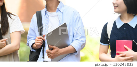 大学生イメージポートレート 130245832