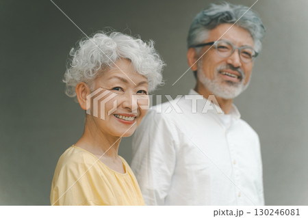 シニア夫婦 シニア夫婦 130246081