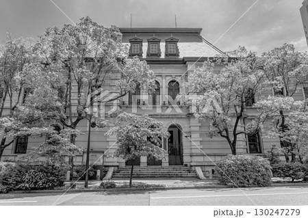 兵庫県公館　北玄関（旧神戸県庁本庁舎）県の迎賓館および資料館　明治時代のルネサンス様式近代建築 130247279