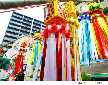 2025年撮影のふじのいち商店街の七夕祭りの風景 130249960