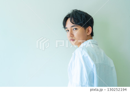 ポートレート ポートレート 130252194