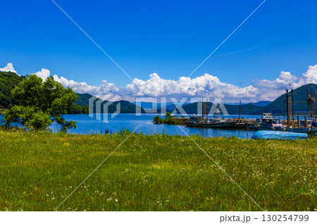 沖島の湖畔風景 沖島の湖畔風景 130254799