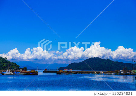 沖島の湖畔風景 沖島の湖畔風景 130254821