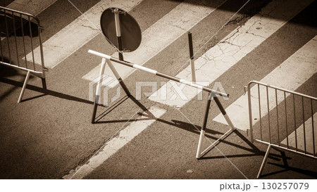 Temporary road sign on city street 130257079