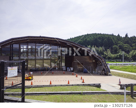 道の駅　もっくる新城　店舗棟　愛知県新城市 130257126