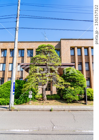 東北大学 金属材料研究所 本多記念館(片平キャンパス)旧東北帝国大学のスクラッチタイル貼りの校舎 東北大学 金属材料研究所 本多記念館(片平キャンパス)旧東北帝国大学のスクラッチタイル貼りの校舎 130257522