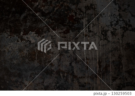 古び加工の金属背景素材　(写真素材) 130259503