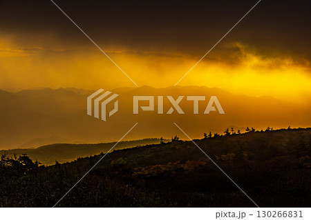 宮城県　蔵王エコーラインから望む夕景 130266831