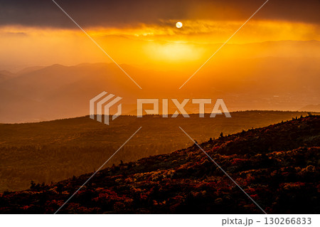 宮城県　蔵王エコーラインから望む夕景 130266833