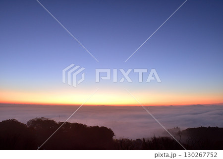 三王山展望台（タワー）からの常陸台地に広がる雲海 130267752