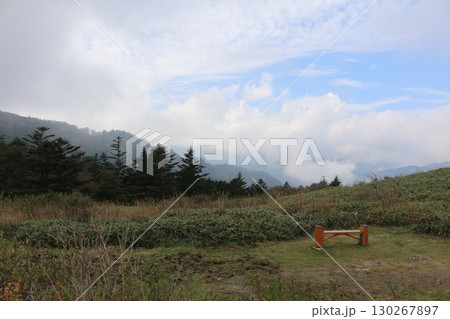 秋の石鎚山系 秋の石鎚山系 130267897