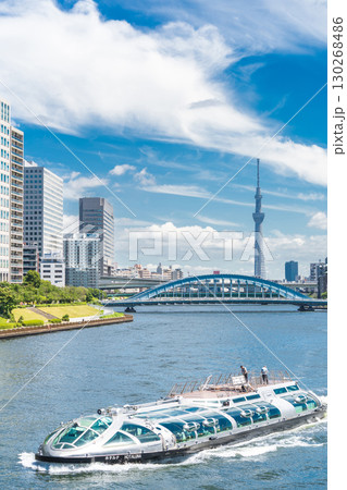「東京都」隅田川と東京スカイツリーの風景 130268486