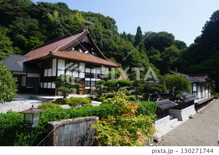 岡山県美咲町にある曹洞宗の寺院「幻住寺」庫裏 岡山県美咲町にある曹洞宗の寺院「幻住寺」庫裏 130271744