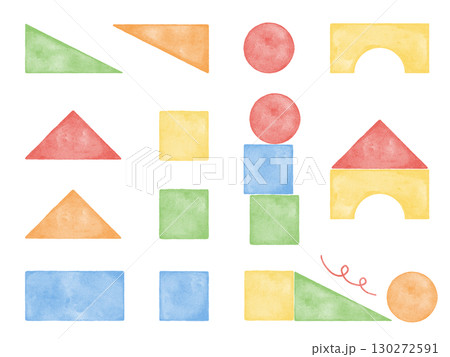 水彩と色鉛筆で描いたかわいい積み木のイラストセット 水彩と色鉛筆で描いたかわいい積み木のイラストセット 130272591