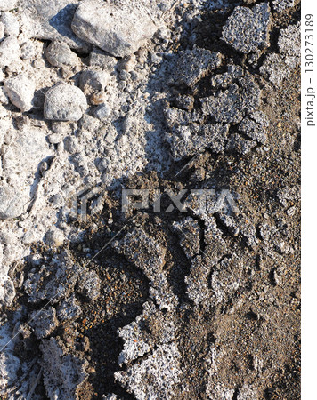 水不足　渇水　干ばつ　water shortage  water deficit 130273189