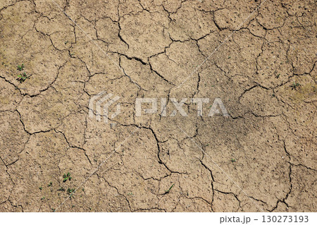 水不足 渇水 干ばつ water shortage water deficit 水不足 渇水 干ばつ water shortage water deficit 130273193