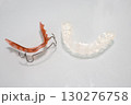 リテーナーとマウスピース 130276758