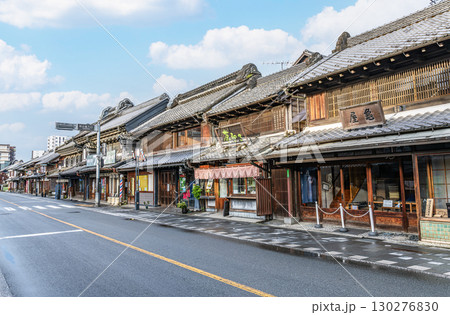 埼玉県川越市　小江戸川越一番街商店街 蔵造りの町並み 130276830