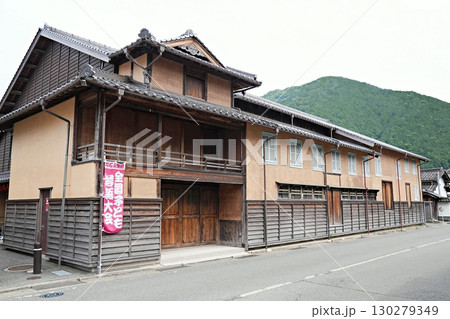 兵庫　出石　出石永楽館（全体、初夏） 130279349