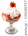 グラスパフェのイラスト 130280757