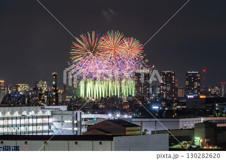 《神奈川県》都市風景の花火大会・大田区平和祈念花火《川崎市より撮影》 《神奈川県》都市風景の花火大会・大田区平和祈念花火《川崎市より撮影》 130282620