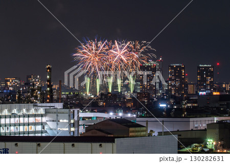 《神奈川県》都市風景の花火大会・大田区平和祈念花火《川崎市より撮影》 《神奈川県》都市風景の花火大会・大田区平和祈念花火《川崎市より撮影》 130282631