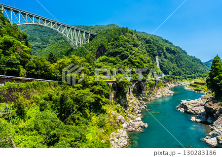 綱ノ瀬川橋梁と五ヶ瀬川【宮崎県西臼杵郡日之影町】 130283186