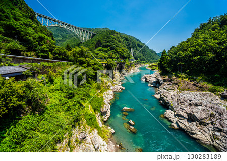 綱ノ瀬川橋梁と五ヶ瀬川【宮崎県西臼杵郡日之影町】 130283189