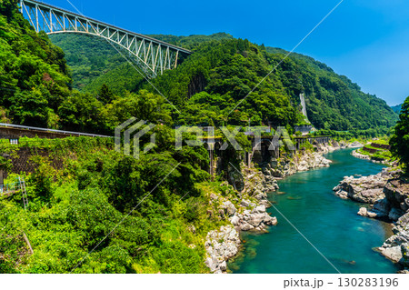 綱ノ瀬川橋梁と五ヶ瀬川【宮崎県西臼杵郡日之影町】 130283196