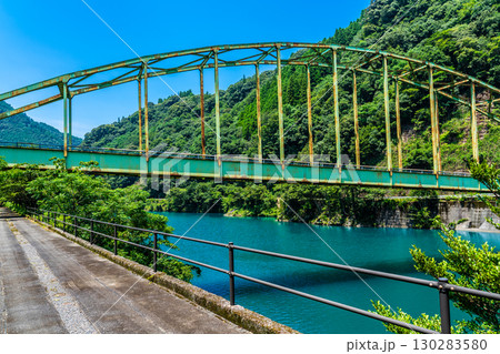 吾味橋と五ヶ瀬川【宮崎県西臼杵郡日之影町】 130283580