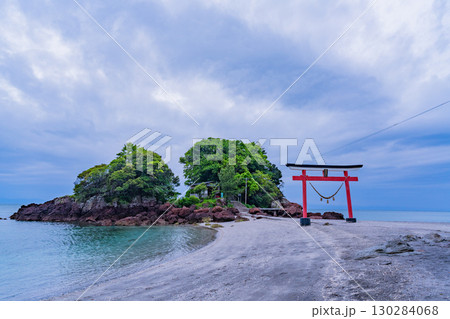 【鹿児島県鹿屋市】菅原神社　夕景 130284068