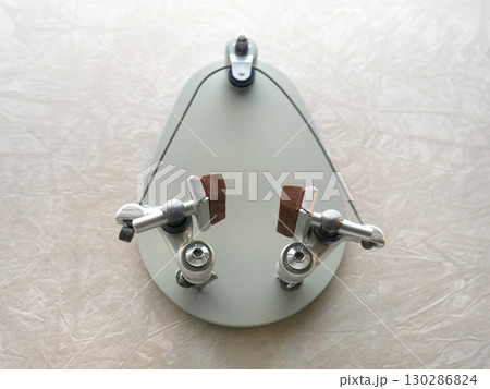 自転車部品　カンティレバー型ブレーキ 130286824